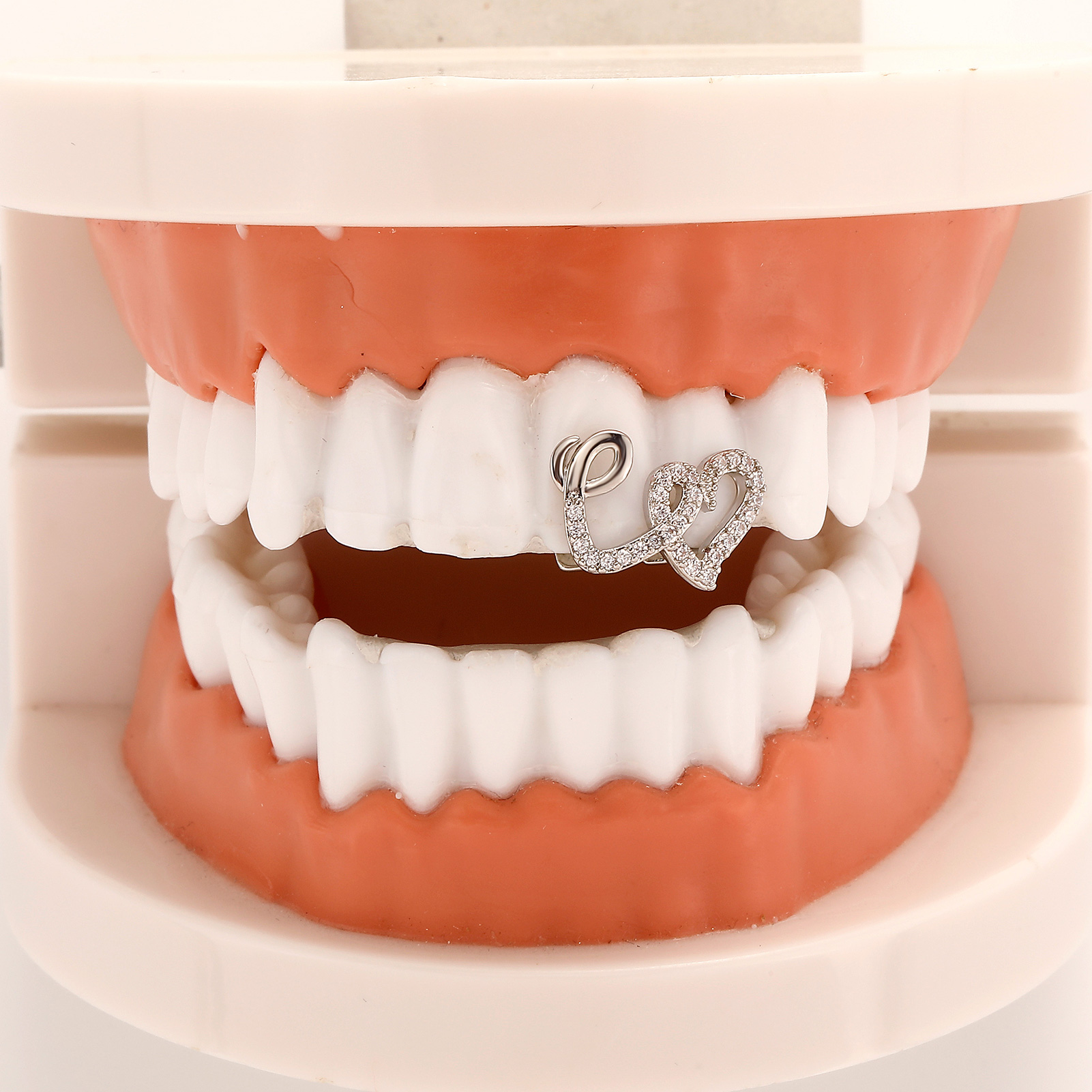 TOPGRILLZ Double Heart Teeth C - Body Jewelry For Men 评论和价格